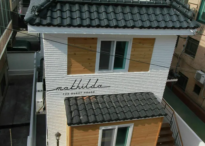 Mathilda The Guest House - Hostel